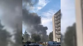 Un poids lourd a pris feu sur le boulevard Laurent Bonnevay à Lyon dans le sens Marseille-Paris, mardi 18 juin matin