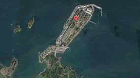 La base militaire de l'Ile-Longue, dans la rade de Brest, où stationnent les quatre sous-marins nucléaires lanceurs d’engins de l'armée française.