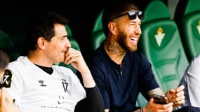 Sergio Ramos aux côtés d'Iker Casillas à Séville, le 6 juin 2023