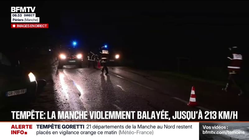 "C'est un danger pour tout le monde": des arbres couchés et des débris sur une route départementale reliant les communes de Périers et Carentan dans la Manche