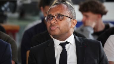 Le ministre de l'Éduction Pap Ndiaye dans un lycée professionnel à Saintes (Charente-Maritime), le 4 mai 2023.