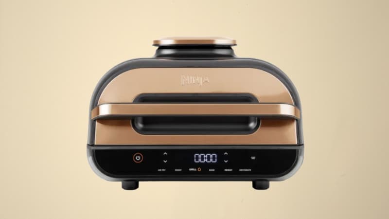 Vendu à prix réduit, ce Grill Ninja risque déjà la rupture de stock avec l'arrivée du beau temps