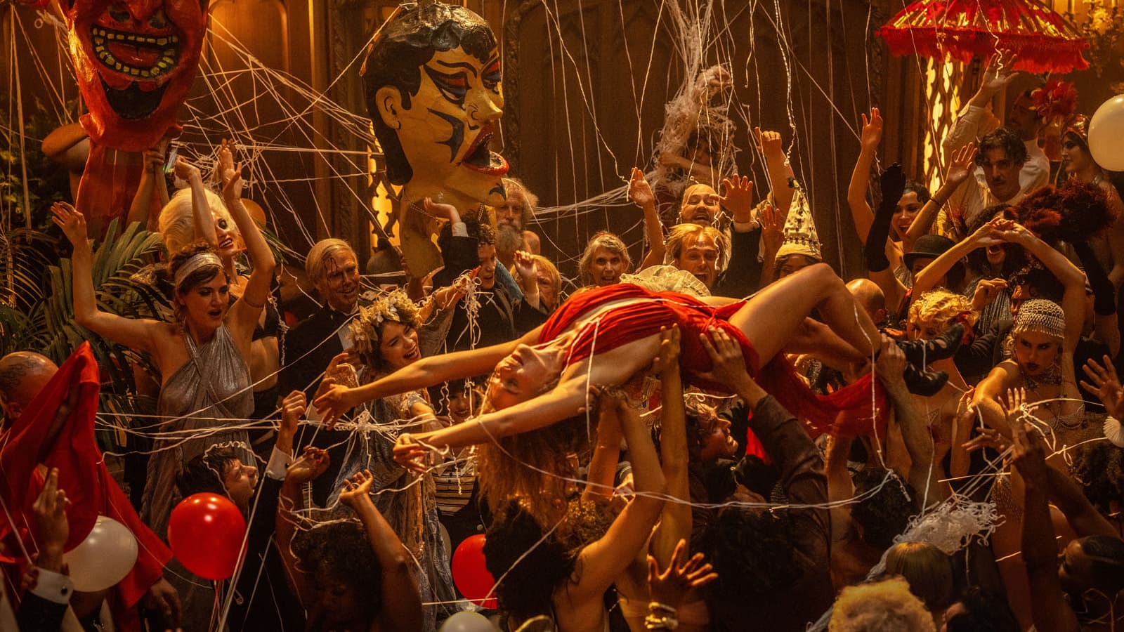 "Babylon": une bande-annonce complètement folle pour le nouveau film du