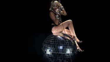 Miley Cyrus lors des MTV VMA 2020