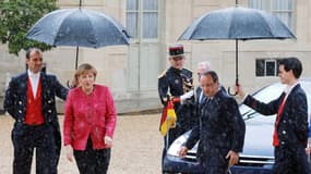 Les tensions avec Angela Merkel contribuent n'ont pas aidé à ensoleiller l'été de François Hollande.