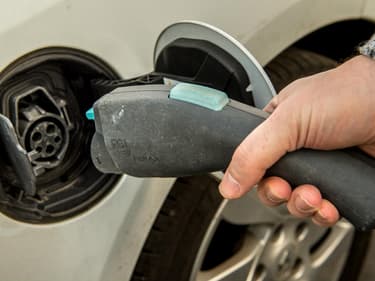 Aides, démarches, comment préparer son garage pour l’arrivée de sa voiture électrique ?