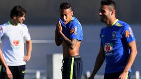 Neymar et Thiago Maia