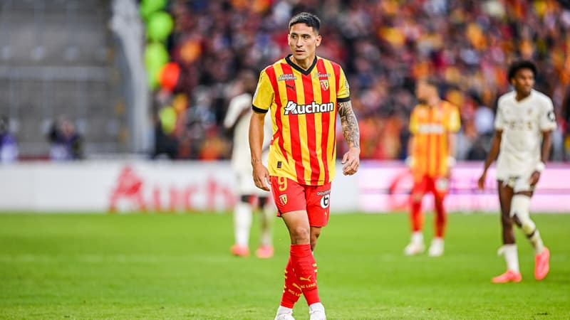 Mercato: l'OL se fait prêter par Lens l'attaquant uruguayen, Martin Satriano