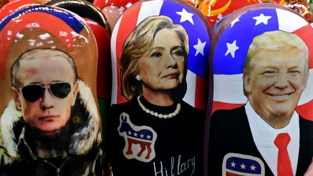 Poupées russes à l'effigie du président russe Vladimir Poutine et des deux candidats à l'élection présidentielle américaine, Hillary Clinton et Donald Trump