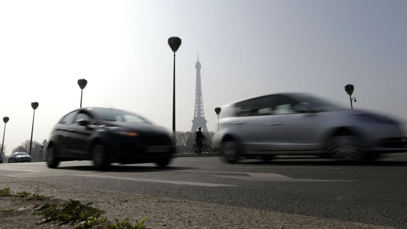 Anne Hidalgo souhaite la fin des véhicules thermiques à l'horizon 2030 à Paris.