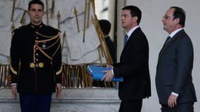 Le Premier ministre Manuel Valls et le président de la République François Hollande, le 27 janvier 2016.