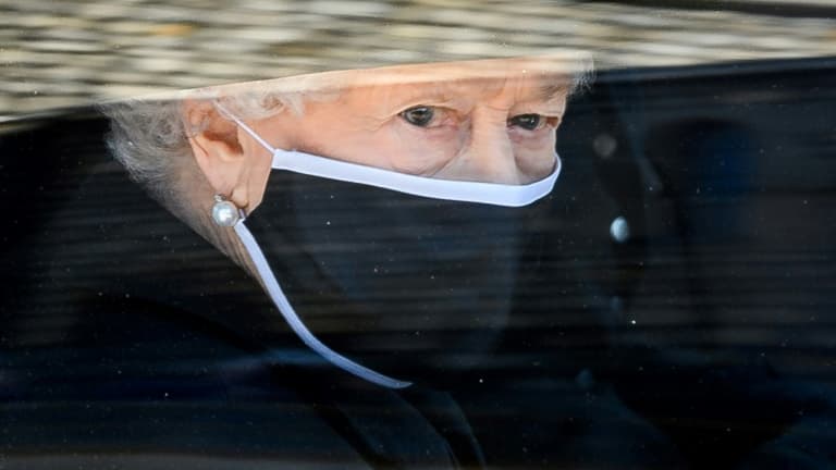 La reine Elizabeth II durant les funérailles du prince Philip, le 17 avril 2021 au château de Windsor 