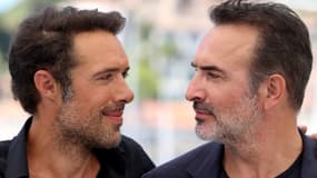 Nicolas Bedos et Jean Dujardin au festival de Cannes en juillet 2021.