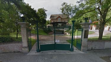 La mairie de Saint-Sulpice-la-Pointe