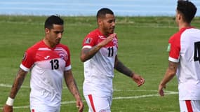 Le Cubain Onel Hernandez qui célèbre avec ses coéquipiers, à Guatemala le 2 juin 2021