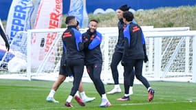 Les joueurs du PSG à l'entraînement