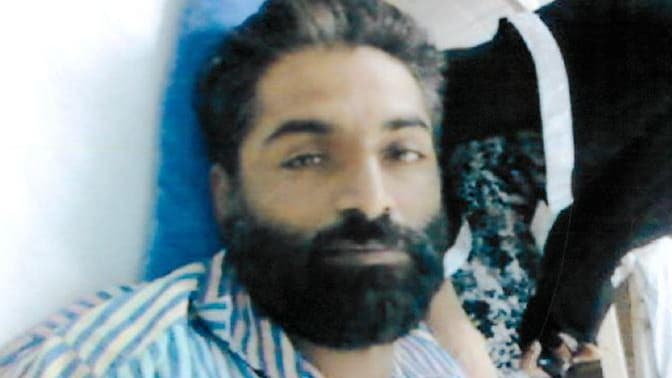 Abdul Basit est devenu tétraplégique en prison.