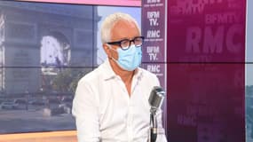 L'infectiologue Gilles Pialoux était l'invité de Jean-Jacques Bourdin sur BFMTV/RMC le 25 août 2021.