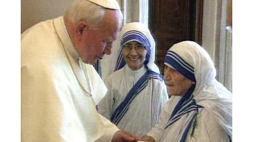 Jean Paul II reçoit Mère Teresa en audience privée le 20 mai 1997 Jean Paul II reçoit Mère Teresa en audience privée le 20 mai 1997