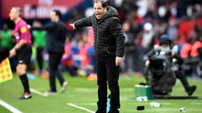 Stéphane Moulin contre le PSG