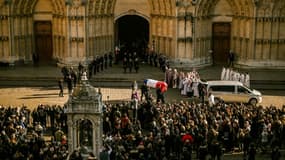 Stars et anonymes assistent aux funérailles de Gérard Collomb, à la cathédrale Saint-Jean de Lyon, le 29 novembre 2023