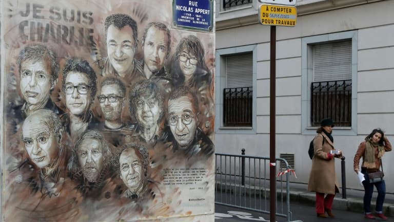 Fresque en hommage aux victimes de l'attaque à Charlie Hebdo, rue Nicolas Appert à Paris, où se trouvaient les locaux du journal en 2015