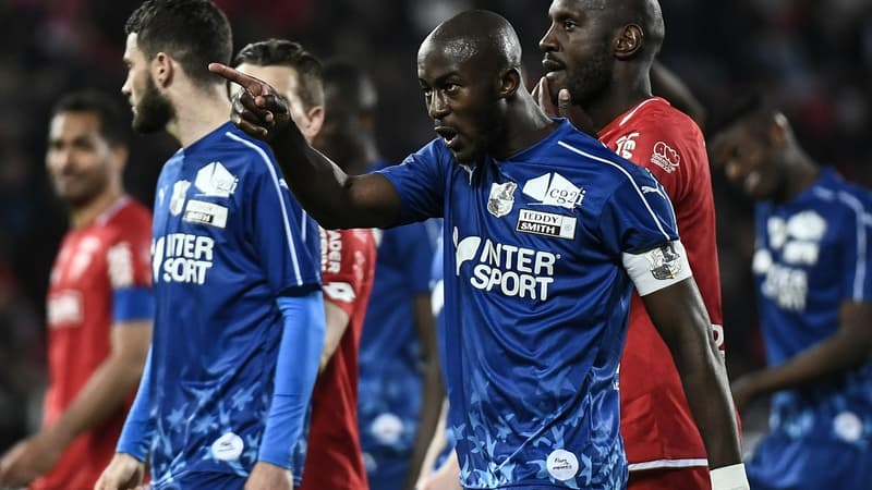 Prince Gouano avait arrêté de jouer en entendant des cris racistes