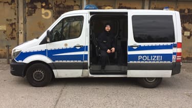 Emmanuel Ledieu, 28 ans, a profité voici 10 ans de l'ouverture des rangs de la police à tous les citoyens européens.