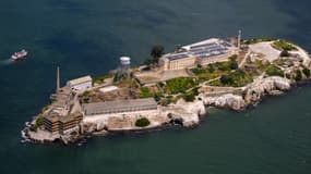 Une vue aérienne montre l'île d'Alcatraz à San Francisco, en Californie, le 16 mai 2024.