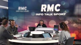 "On reçoit des boules de pétanque, des boulons, des fers à cheval", dénonce un policier