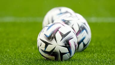 Illustration d'un ballon de football de Ligue 1 lors du match Brest-Auxerre (2-0), le 4 janvier 2026