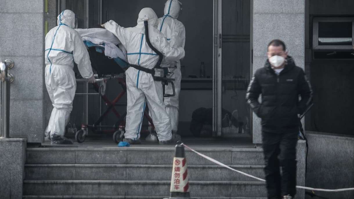 Covid-19: l'OMS "fera tout" pour connaître l'origine du virus