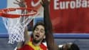 Pau Gasol et l'Espagne ont fait mordre la poussière aux Français de Ronny Turiaf, jeudi en quart de finale de l'Euro.