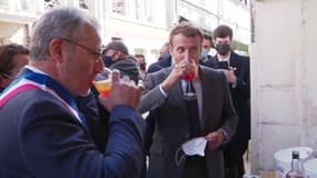 Emmanuel Macron boit un Spritz pour fêter la réouverture des terrasses 