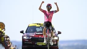 Le coureur irlandais Ben Healy (EF Education - EasyPost) vainqueur de la 6e étape du Tour de France, 10 juillet 2025