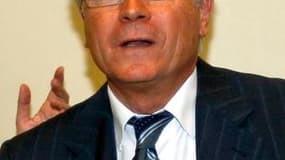 Eugène Caselli, président de la communauté urbaine de Marseille, est sorti de garde à vue jeudi sans qu'aucune charge n'ait été retenue contre lui. Il avait été interpellé mercredi dans le cadre de l'enquête sur des marchés publics frauduleux autour de la