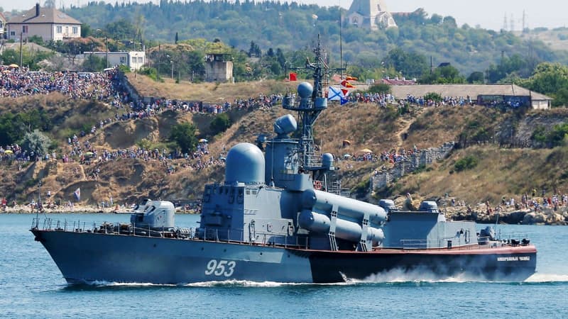 Guerre en Ukraine: Kiev a utilisé des drones sous-marins contre la flotte russe en Crimée