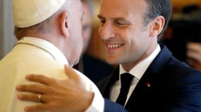 Emmanuel Macron et le pape François le 26 juin 2018 au Vatican.