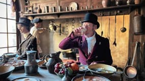 La scène du relais de poste du musée des métiers d'autrefois, lors d'une reconstitution historique en 2024. 