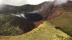  Le principal volcan de l'île caribéenne de Saint-Vincent entre en éruption