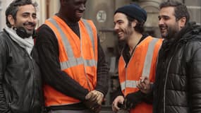 Omar Sy et Tahar Rahim, les acteurs de "Samba", entourés des réalisateurs Eric Toledano et Olivier Nakache.