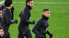 Neymar et Mbappé à l'entraînement à la veille de Real Madrid-PSG