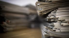 Les pages consacrées aux avis de décès ont augmenté dans plusieurs quotidiens français depuis le début de l'épidémie de coronavirus. (PHOTO D'ILLUSTRATION)