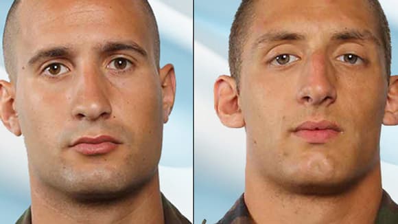 Les soldats Nicolas Voaker et Antoine Le Quiniot étaient âgés de 22 et 23 ans. Les soldats Nicolas Voaker et Antoine Le Quiniot étaient âgés de 22 et 23 ans.