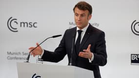 Emmanuel Macron lors de la Conférence de Munich sur la sécurité, en Allemagne, le 17 février 2023