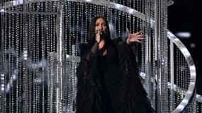 Yuval Raphael, la candidate israélienne de l'Eurovision 2025, sur la scène de la finale
