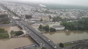 L'Île du Pont inondée - Témoins BFMTV