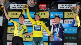 Le podium du Criterium du Dauphiné, le 9 juin 2024