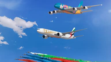 L'A380 d'Emirates en démonstration au salon de Dubaï