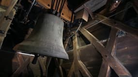 13-Novembre: les cloches de la cathédrale Notre-Dame et de quatre autres églises de Paris retentissent pour rendre hommage aux victimes